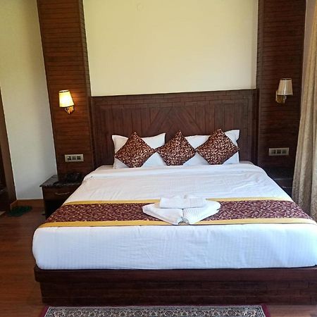 Misty Mountain Manali Hotel ภายนอก รูปภาพ