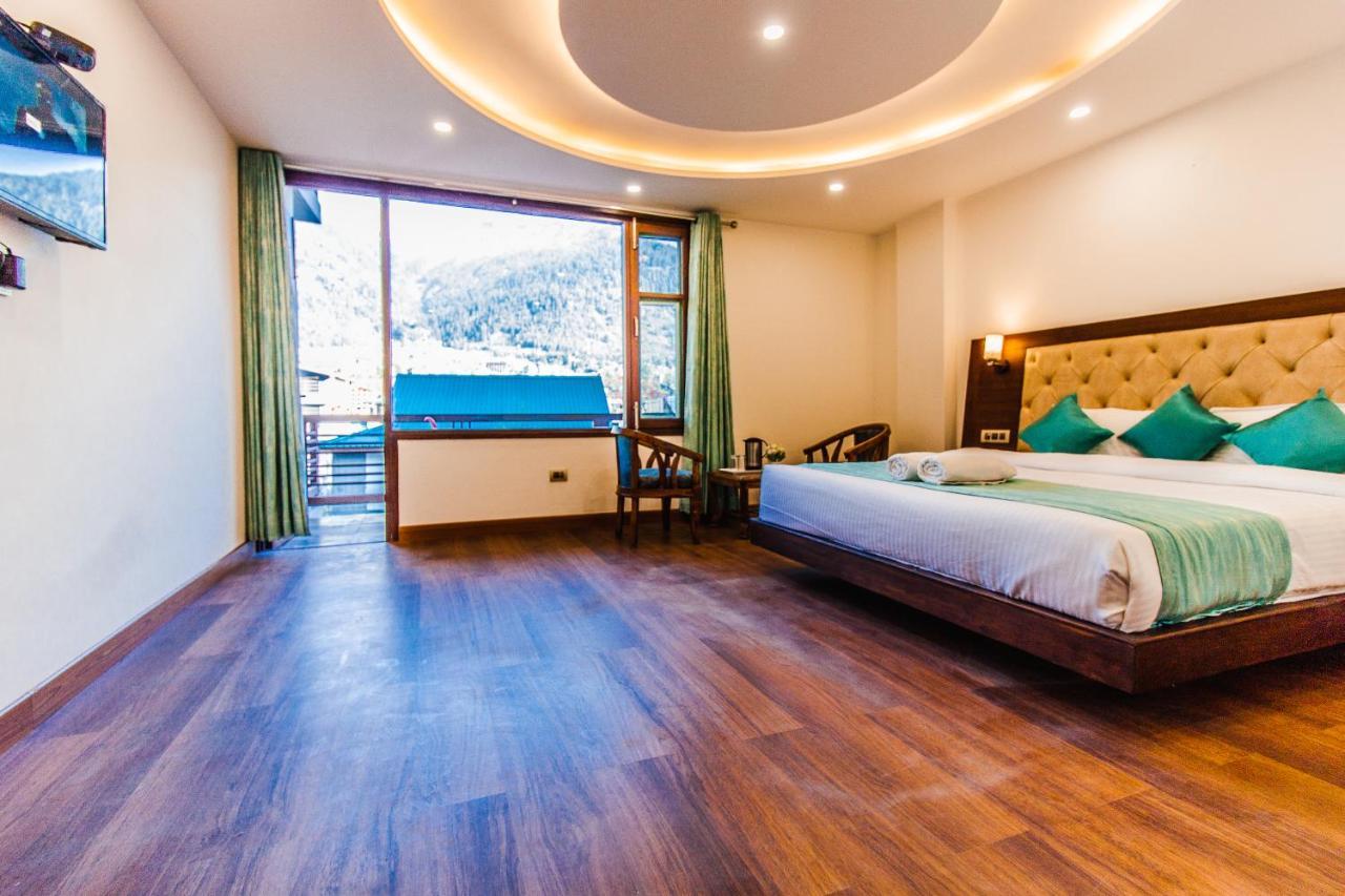 Misty Mountain Manali Hotel ภายนอก รูปภาพ