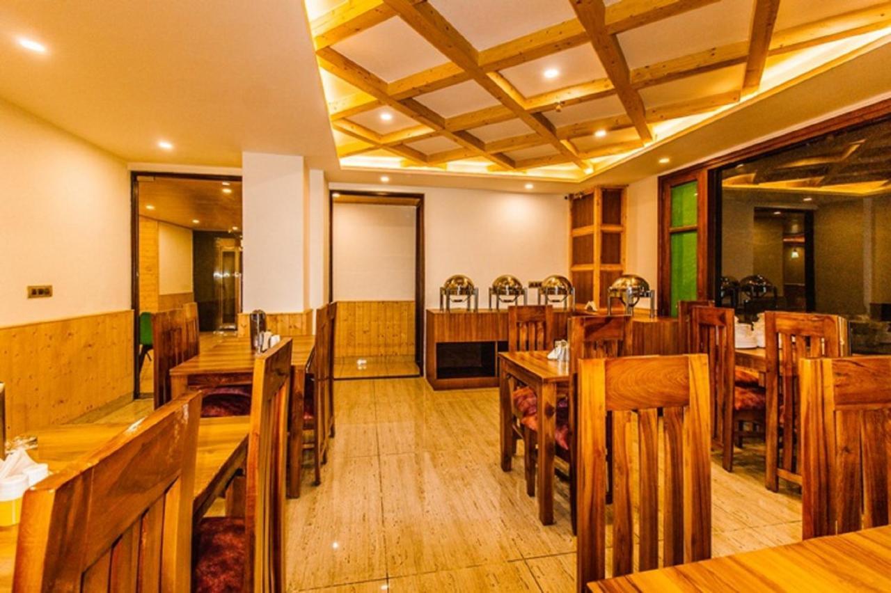 Misty Mountain Manali Hotel ภายนอก รูปภาพ